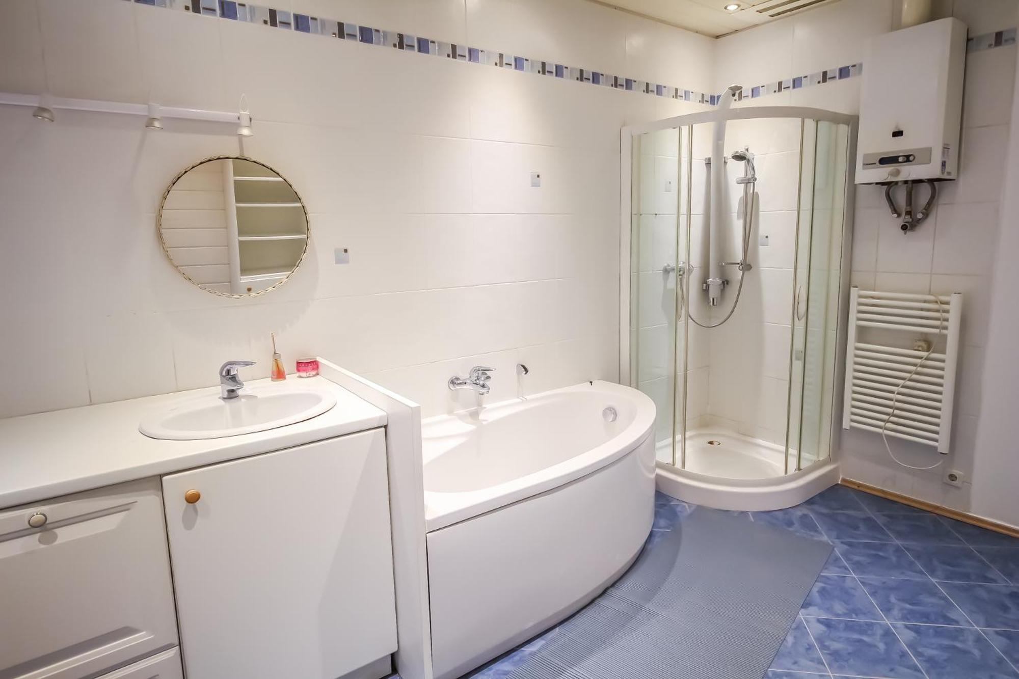 Cozy In Floridsdorf Area Pr6 Privatunterkunft *